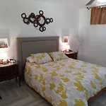 Casa Tipo Loft Con Piscina A Un Paso Del Centro